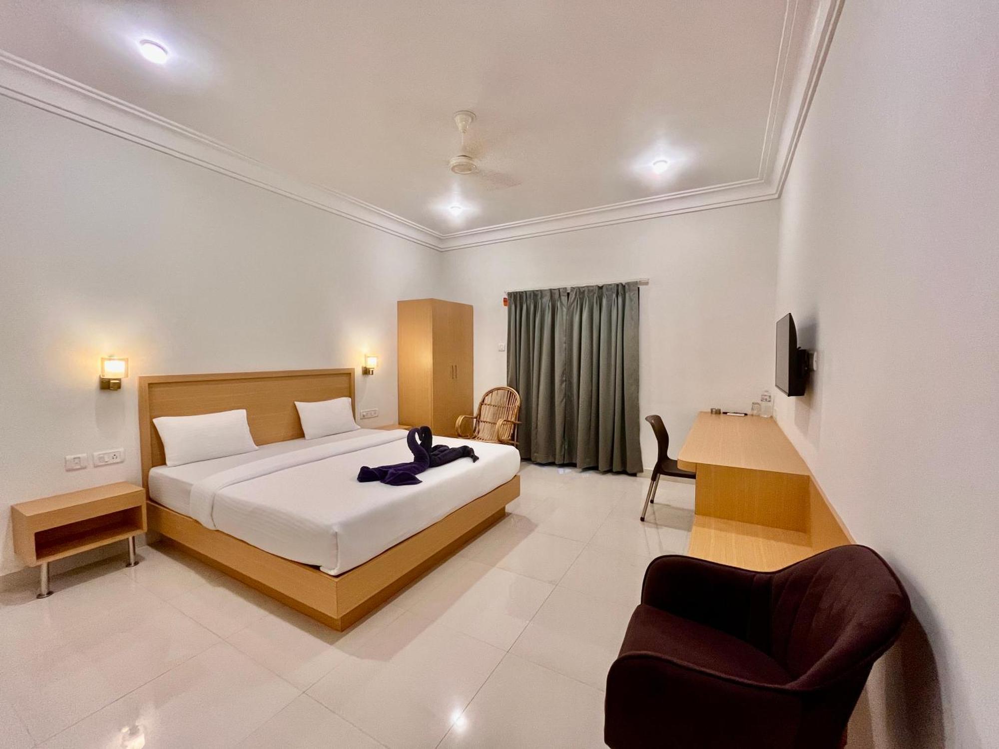 Morjim Sunset Guesthouse - 300 Meter To Morjim Beach Buitenkant foto
