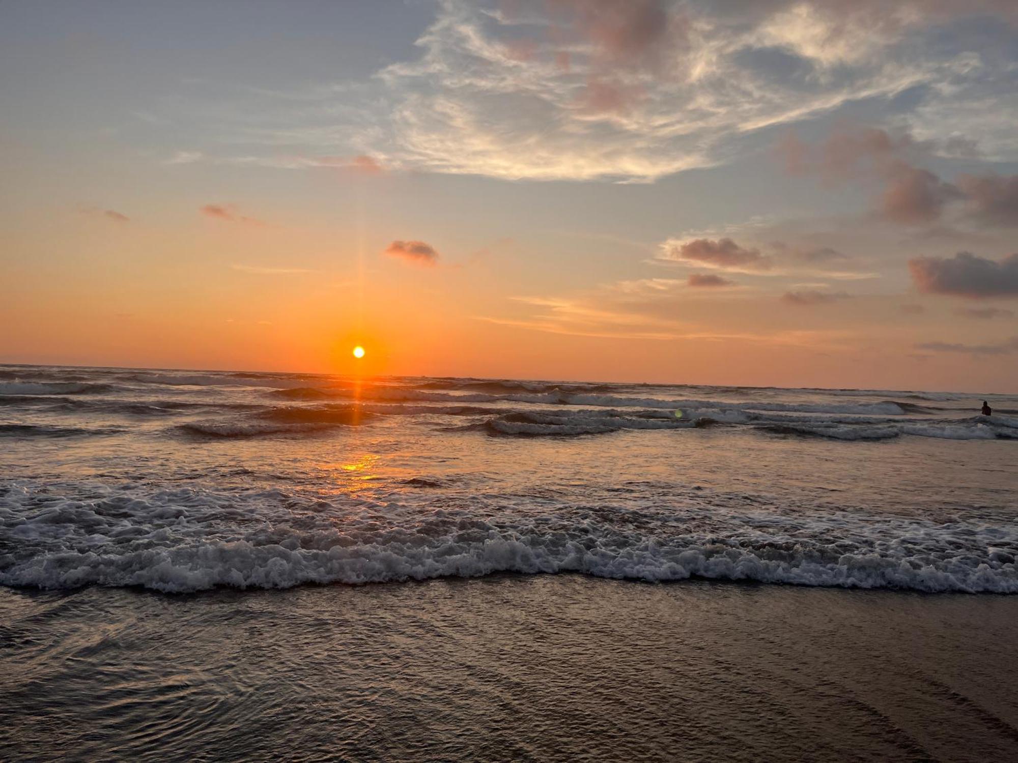 Morjim Sunset Guesthouse - 300 Meter To Morjim Beach Buitenkant foto