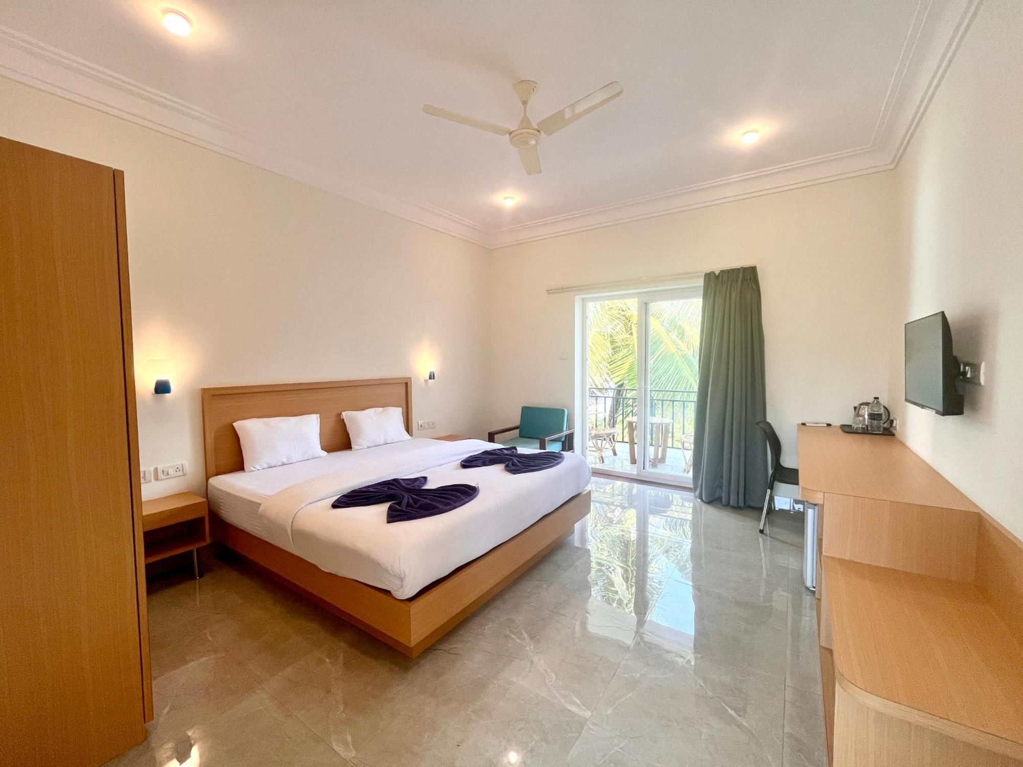 Morjim Sunset Guesthouse - 300 Meter To Morjim Beach Buitenkant foto