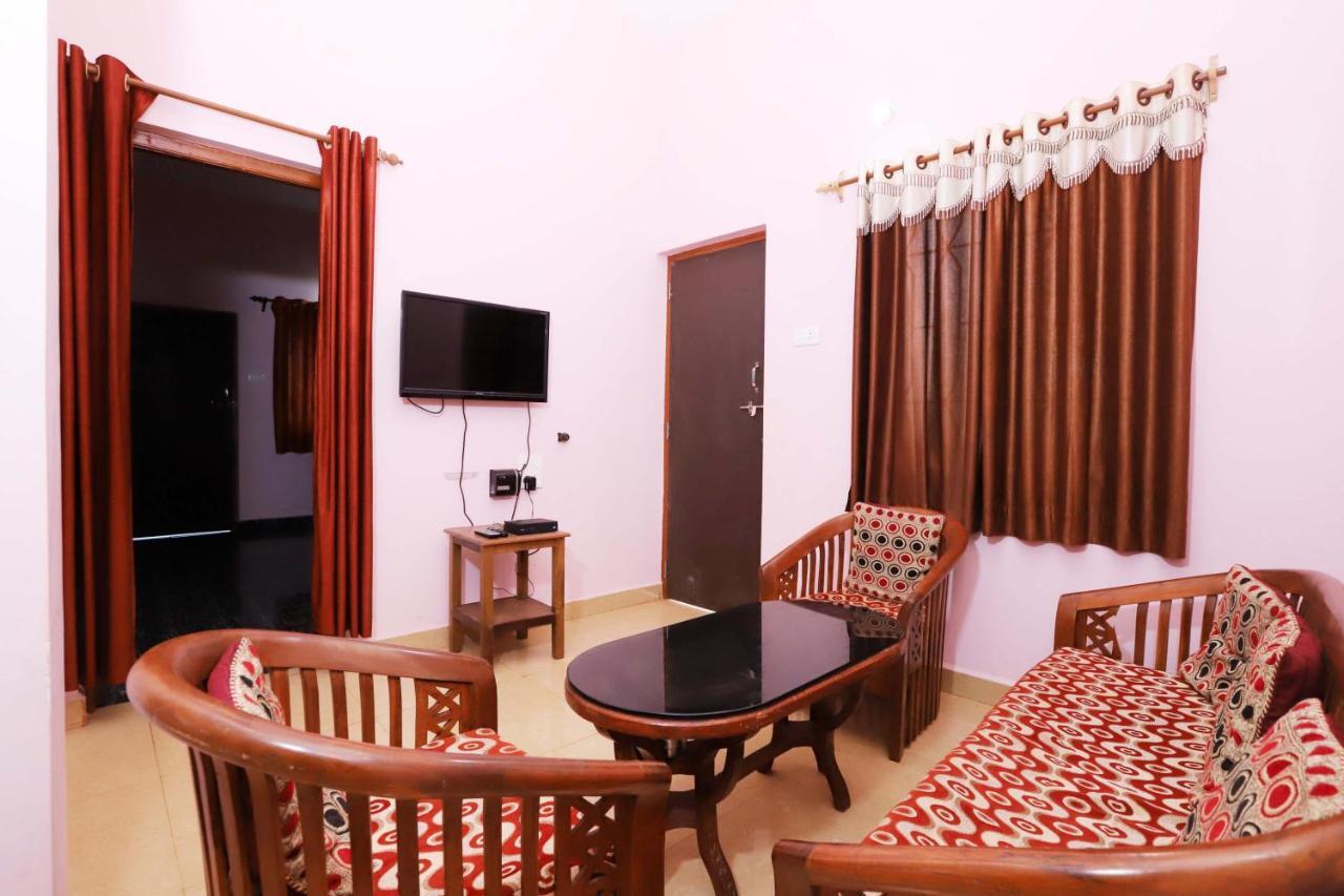 Morjim Sunset Guesthouse - 300 Meter To Morjim Beach Buitenkant foto